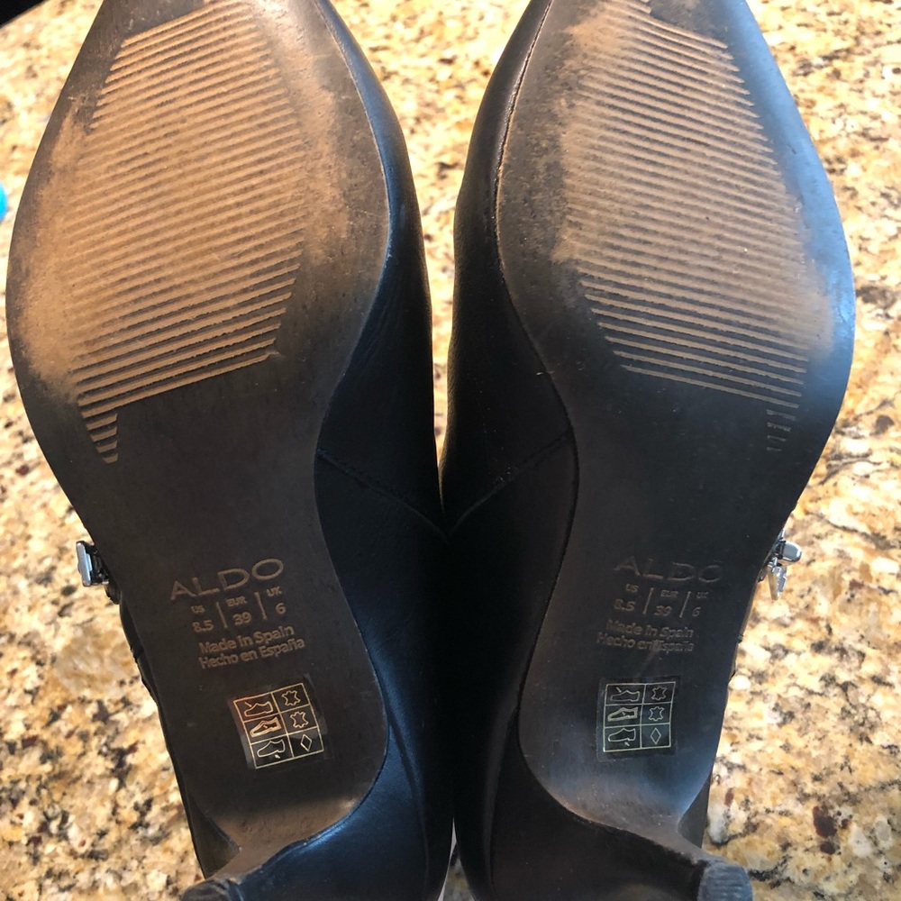 Aldo - Picture 3 of 4